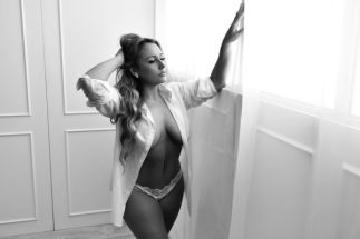 Boudoir fotoshoot vrouw in Noord Brabant bij Samantic Fotografie